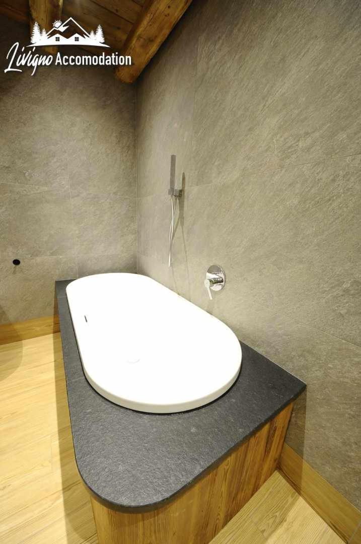 Chalet Lucky Exclusive By Livigno Accomodation Eksteriør billede